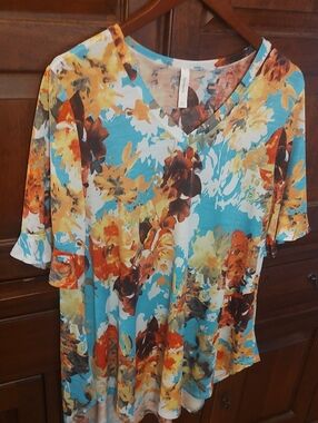 Honeyme Bright Floral V-Neck Tunic in Turquoise, Orange and Brown
